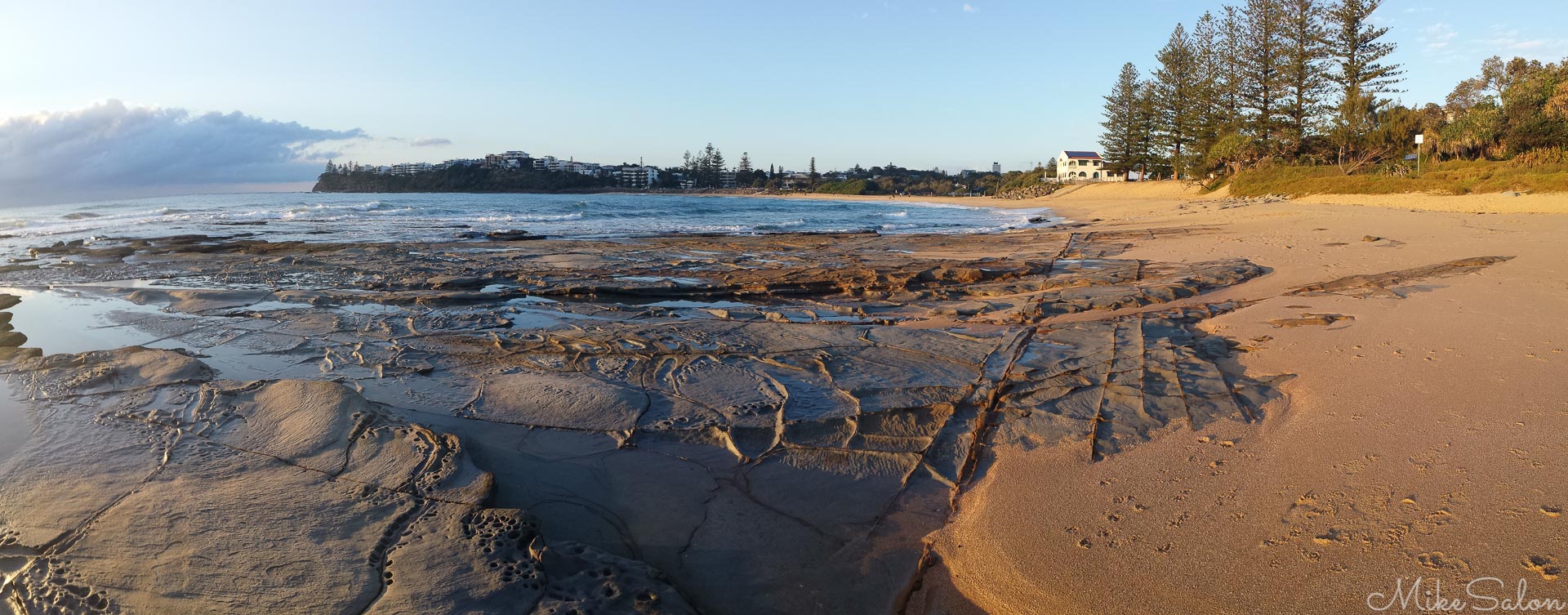 Rock Platform : Early light shining on Dicky Beach on Queensland's Sunshine Coast. (2019-08-31 06.32.41.jpg)<br>Camera: GT-I9505